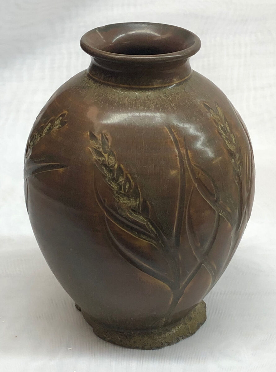 An high iron glaze has melted too much run