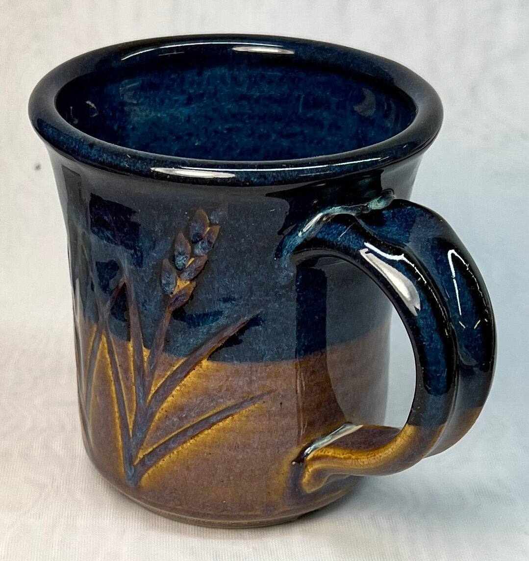 Cone 6 oxidation rutile blue glaze
