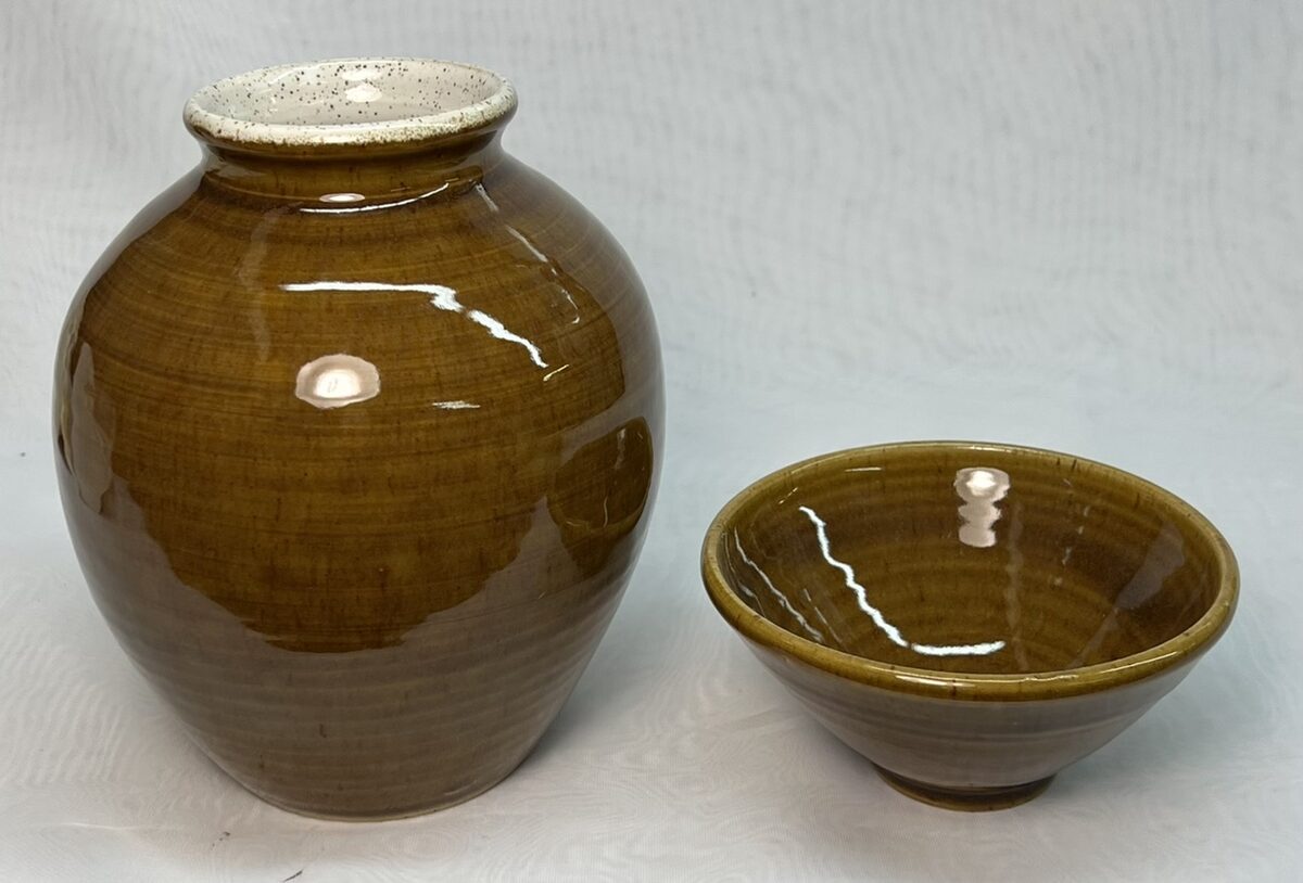 Vase and bowl with super gloss glaze